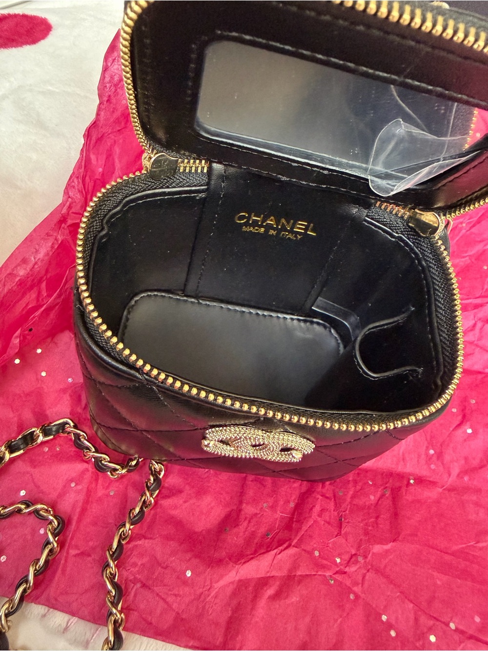 GWP Chanel Black Quilted Pearl-Handle Crossbody Bag - Picture 4 of 8